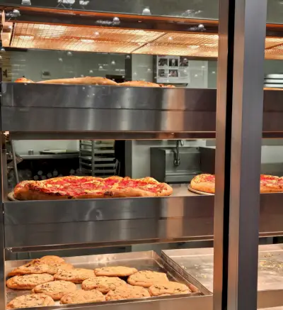 costco pizza food court