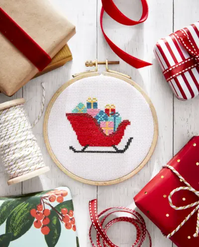 December Cross Stitch Sleigh