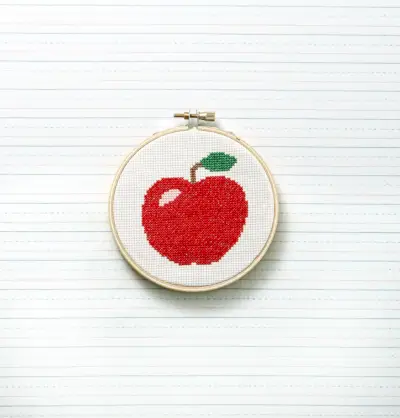 Leaf, Red, Pattern, Carmine, Fruit, Coquelicot, Strawberries, Produce, Circle, Creative arts, 