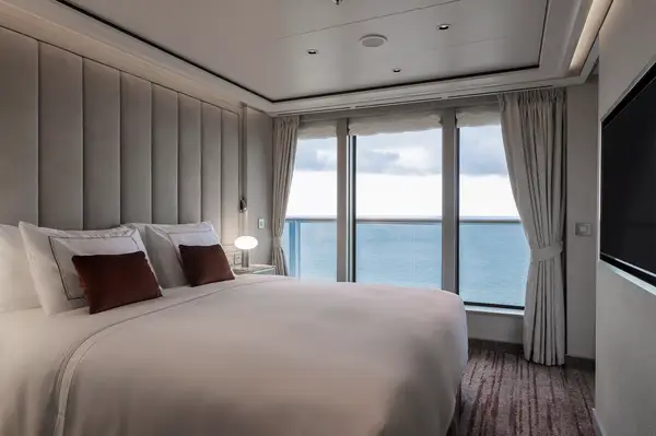 bedroom on board the Silver Ray