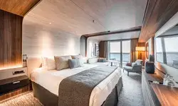 bedroom on board Le Commandant Charcot