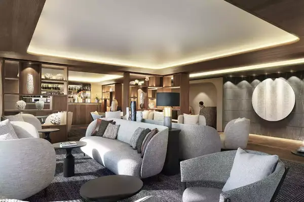 main lounge on board Le Commandant Charcot