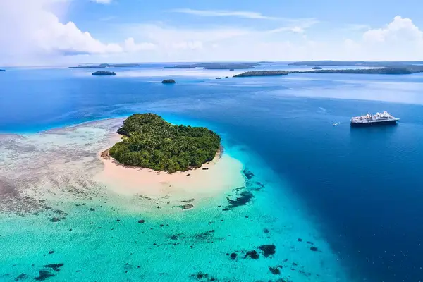Aerial view of Silversea Cruises in the South Pacific 