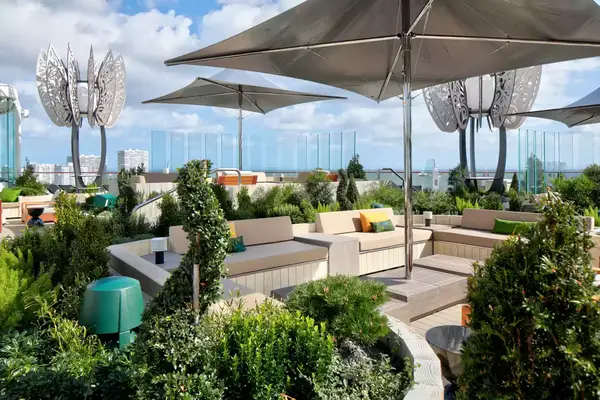 Rooftop Garden - Deck 15 Aft Celebrity Ascent 