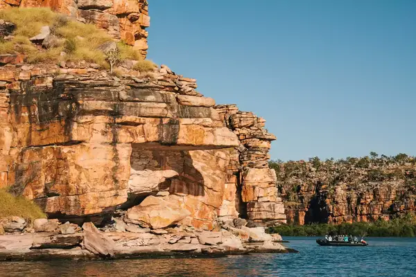 A Zodiac on the Kind George River