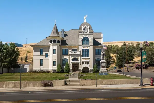 The courthouse in Pomeroy, Washington