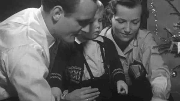 preview for 7 Ways To Celebrate Christmas Like Our Grandparents Did