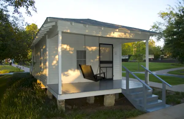 Shotgun House Elvis Birthplace