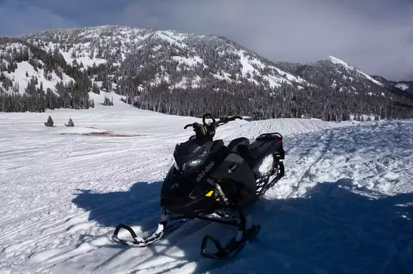 Snowmobiling in Jackson Hole 
