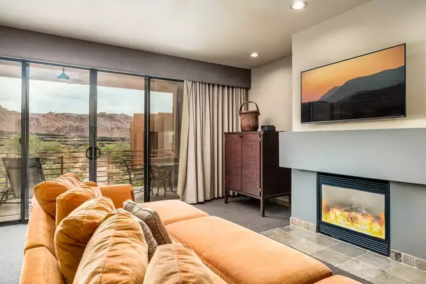 Villa Suite Seating Fireplace