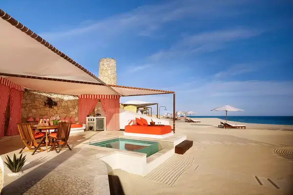 Beach and suite plunge pool at Las Ventanas al Paraiso, A Rosewood Resort, San JosÃ© del Cabo 