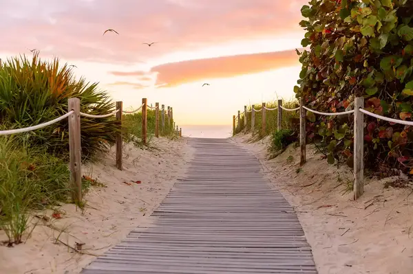 Beach boardwalk in Maimi 