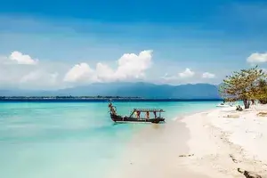 Boat on the beach of Gili Island