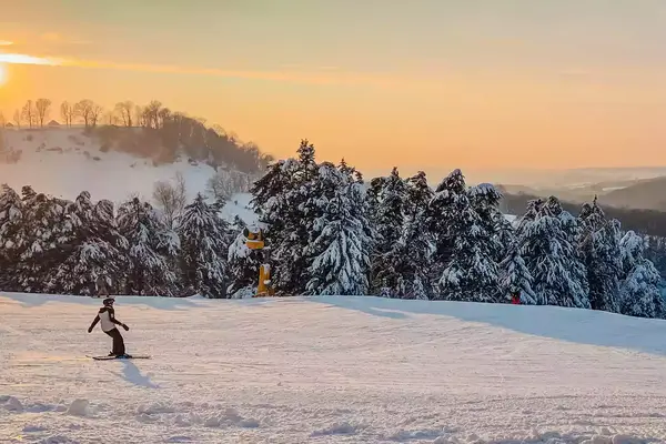 Skier at Sundown Mountain Resort, Dubuque, Iowa