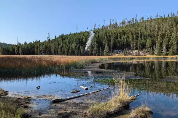 New Nymph Lake thermal feature 