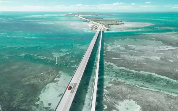 Seven Mile Bridge, part of the Overwater Highway, in the Florida Keys