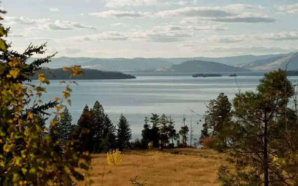 Scenic views from the Eastern shore of Flathead Lake between Finley Point & Woods Bay