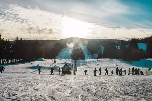 Ski lesson at Hunter Mountain