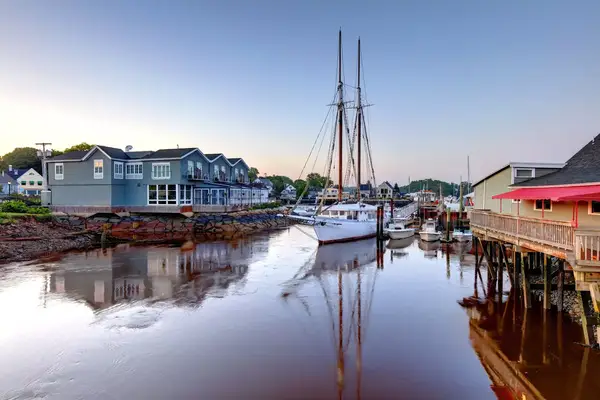 Kennebunkport is a coastal town in southern Maine. It is one of the most popular tourist destinations in the state