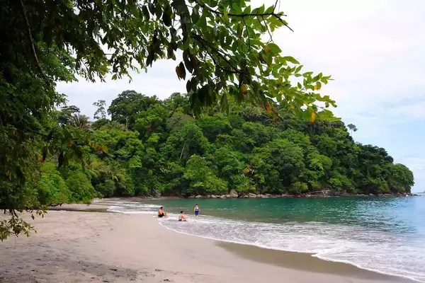 People at the beach in Manuel Antonio