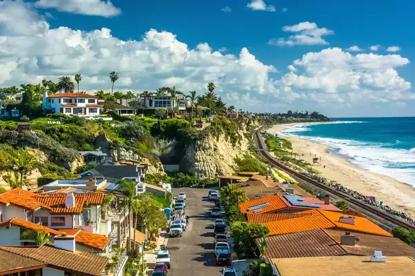 View of houses and the Pacific Ocean from a cliff in San Clemente, California