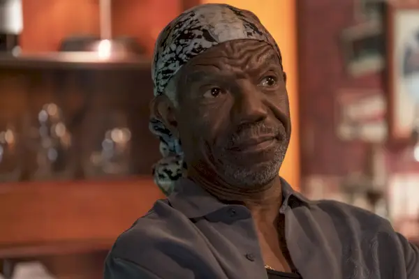 justified city primeval episode 2 vondie curtis hall as marcus 