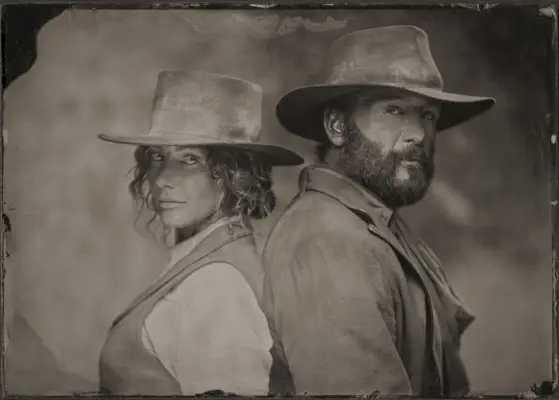 pictured faith hill as margaret and tim mcgraw as james of the paramount original series 1883 photo cr sarah coulterparamount © 2021 cbs interactive all rights reserved