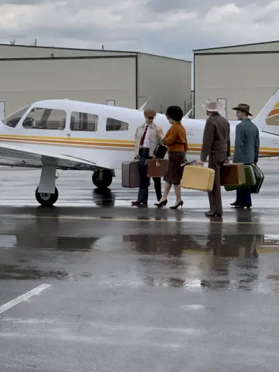 Performance art, Light, Performing arts, Dance, Performance, Event, Stage, Dancer, Ballroom dance, Modern dance, 