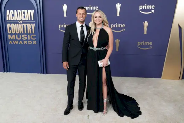 miranda lambert r and husband brendan mcloughlin