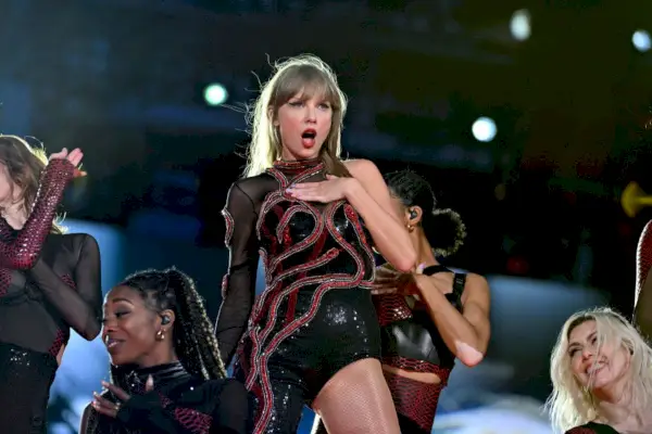 kansas city, missouri july 08 editorial use only no book covers taylor swift performs onstage during night two of taylor swift the eras tour at geha field at arrowhead stadium on july 08, 2023 in kansas city, missouri photo by fernando leontas23getty images for tas rights management