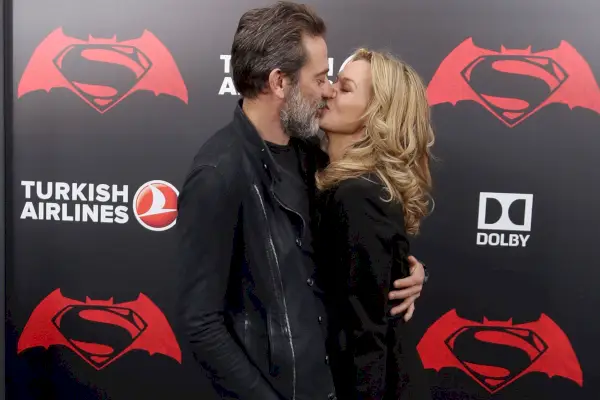 hilarie burton and husband jeffrey dean morgan
