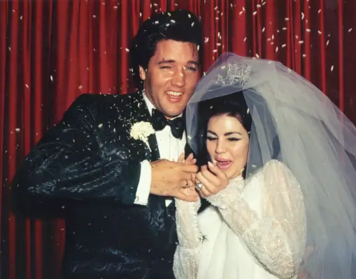 united states may 01 wedding photos of elvis presley to priscilla on may 01,1967 photo by michael ochs archivesgetty images