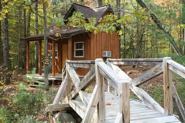 Tiny house rental available on Airbnb