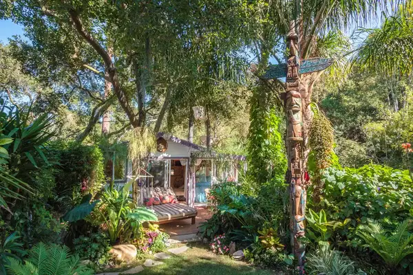 Tiny house rental available on Airbnb