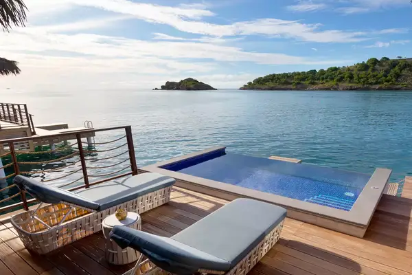 Pool overlooking the ocean