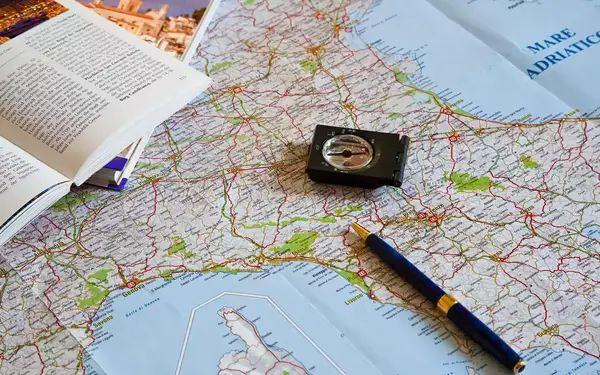 Travel Planning with Map and Compass