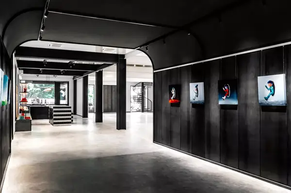 The StandardX, Bangkok Phra Arthit lobby