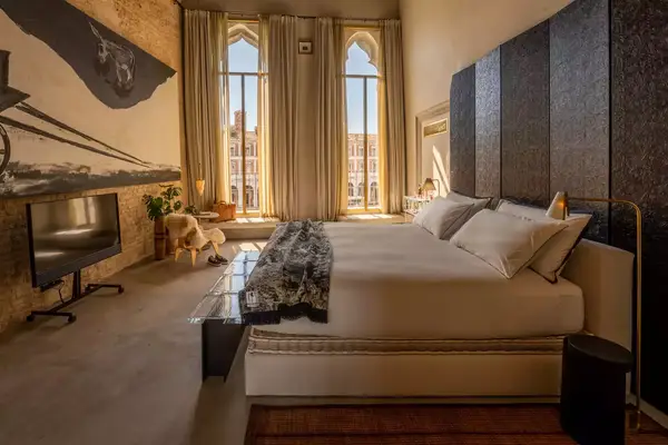 Guest room in Venice Venice Hotel