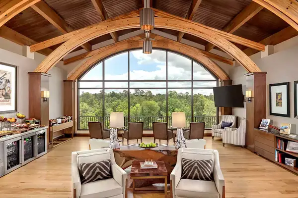 Lounge at The Woodlands