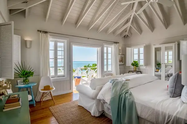 Guest room overlooking ocean at Kamalame Cay