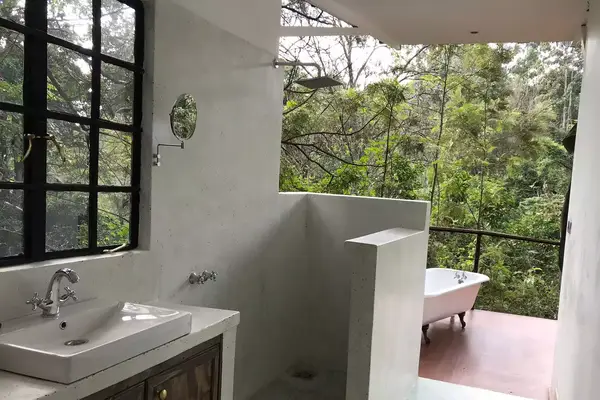 The bathroom at the Nairobi Dawn Chorus in Nairobi, Nairobi County, Kenya