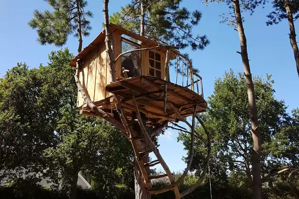 The exterior of the Artistic tree house in Eskilstrup, Denmark
