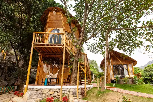 Exterior of Trang An Lamia Bungalow - Bamboo Treehouse