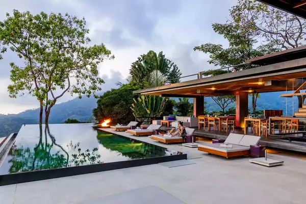 Exterior shot of hotel 