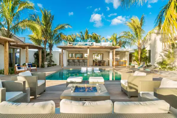 The Dream Pavilion villa courtyard at Ambergris Cay