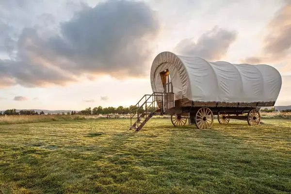 Conestoga® Wagon exterior