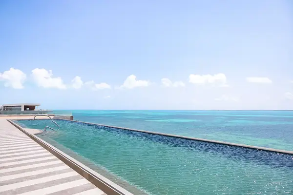 The rooftop pool at Hotel Mousai Cancun
