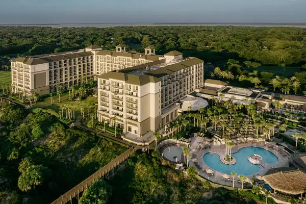 The exterior and pool at The Ritz-Carlton, Amelia Island