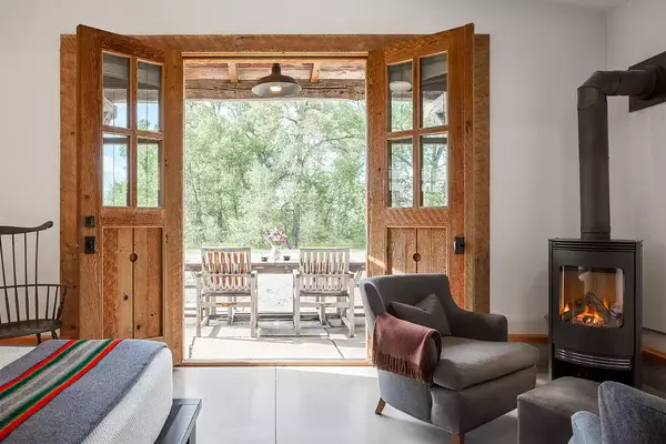 Cabin vacation rental in Bozeman, Montana