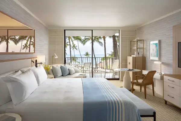 Guest room at Halekulani